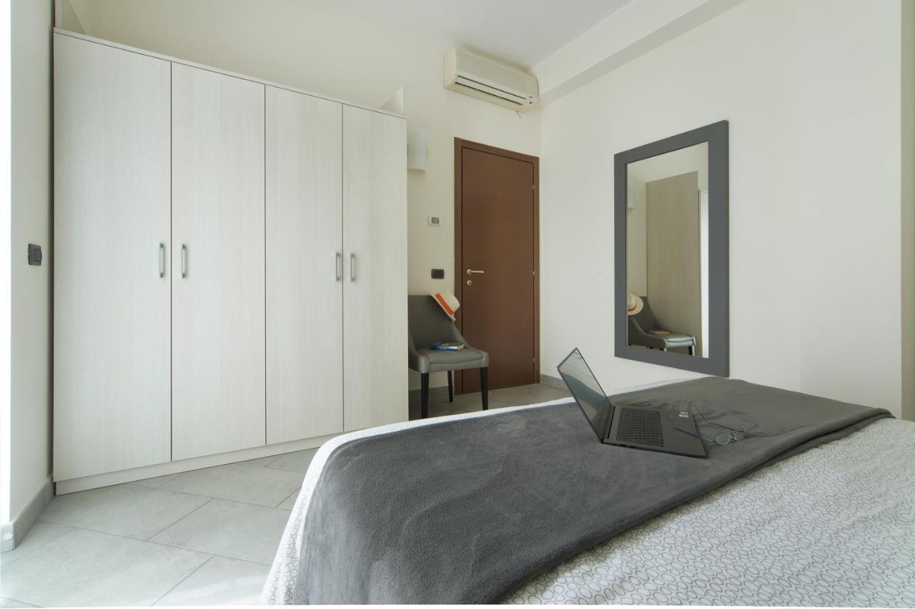 Hotel Residence Laigueglia Free Parking Exterior photo