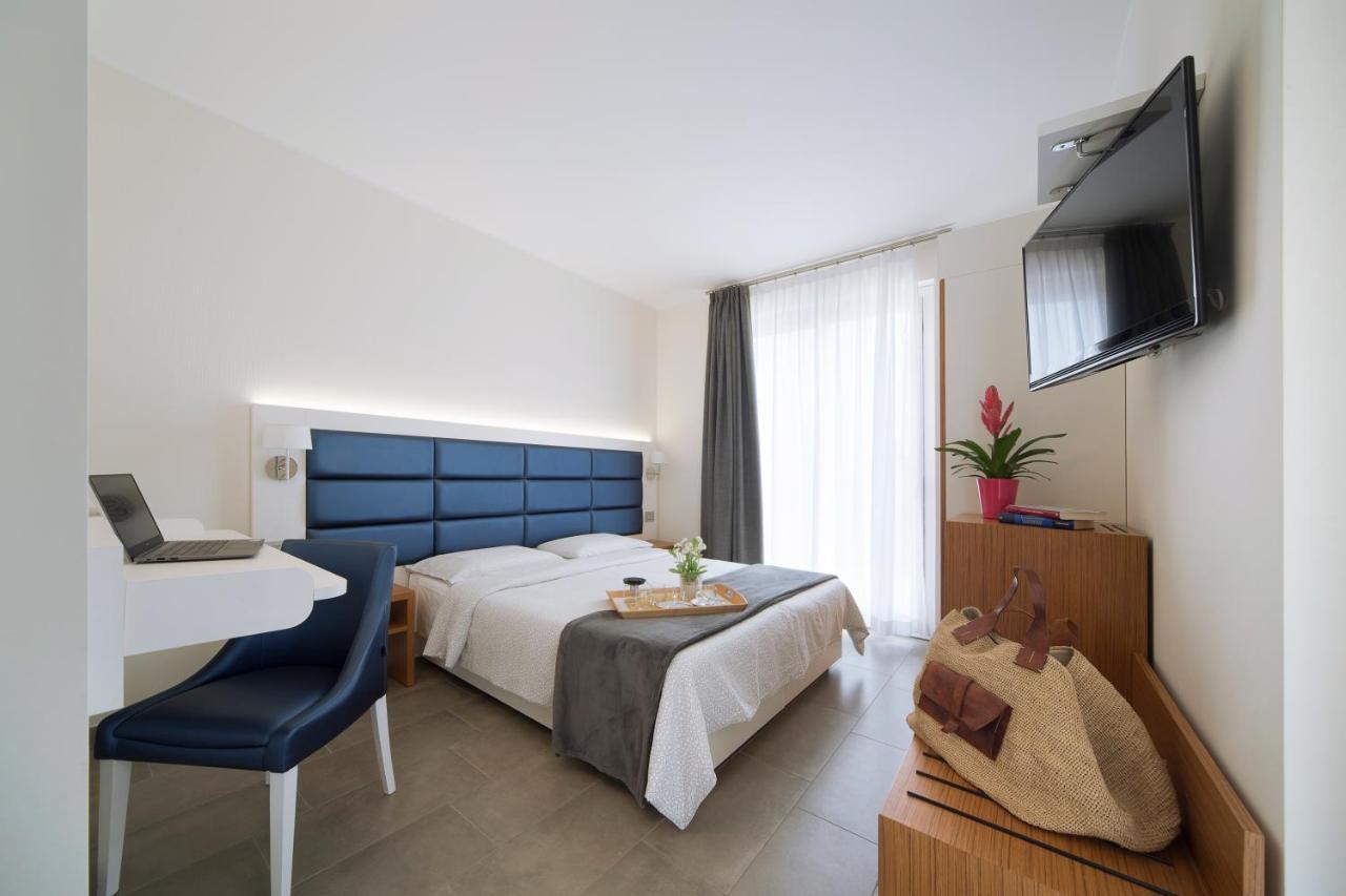Hotel Residence Laigueglia Free Parking Exterior photo